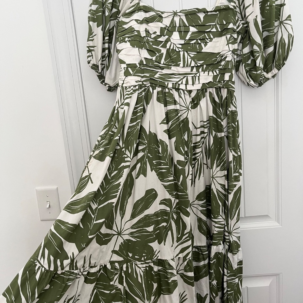 Abercrombie Emerson Green Leaf Print Maxi Dress – Size M Tall - Picture 2 of 4